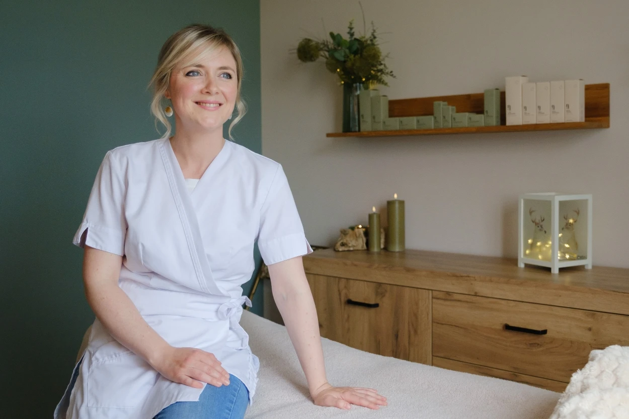 Charlene socio estheticienne 12